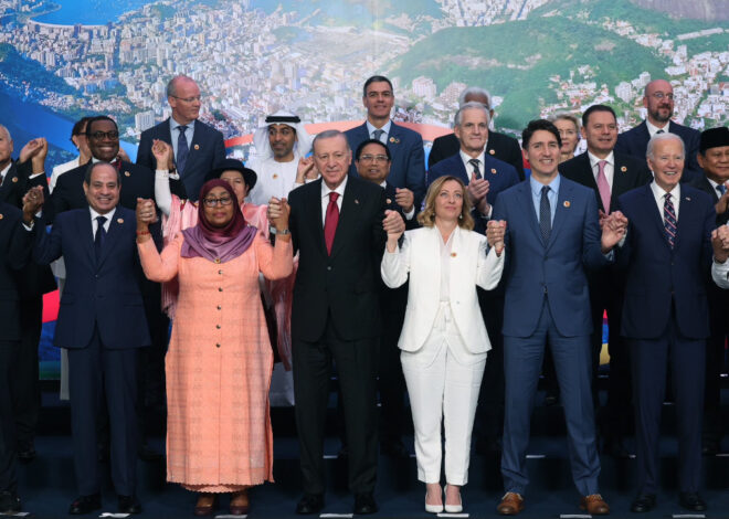 G20 aile fotoğrafında samimi anlar